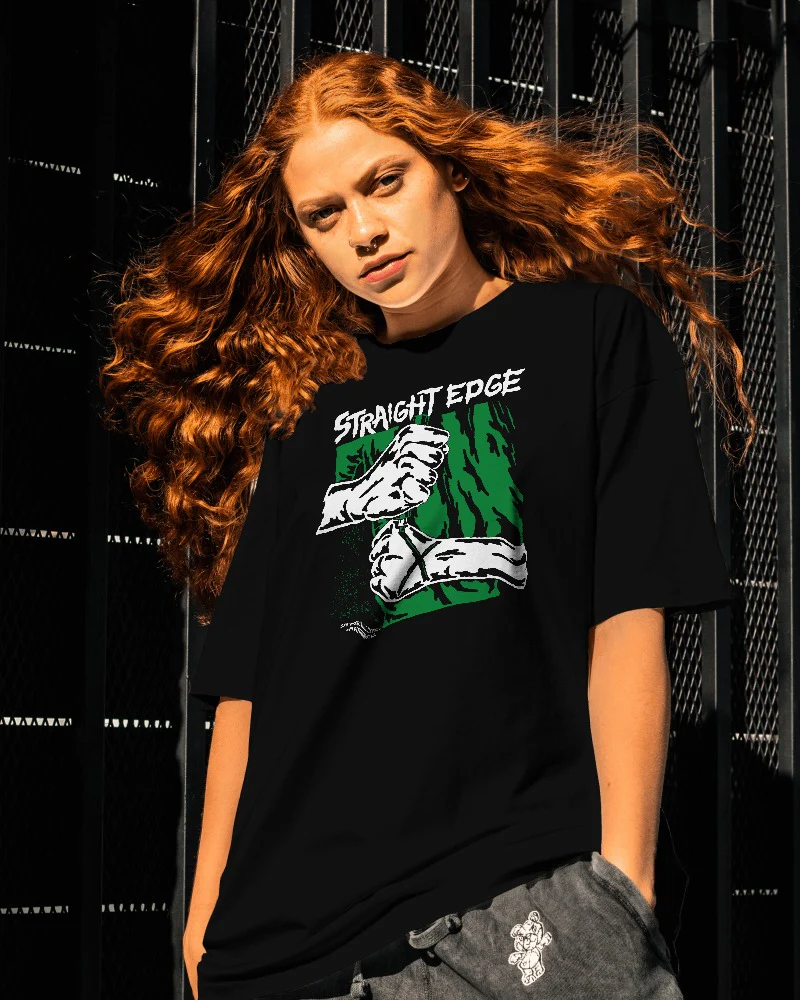 Ladies Straight Edge Marker Tee in Black - Image 3