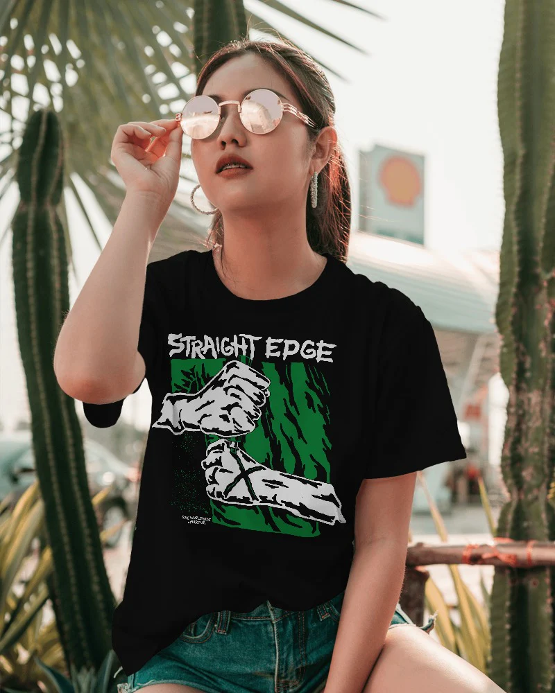 Ladies Straight Edge Marker Tee in Black - Image 5